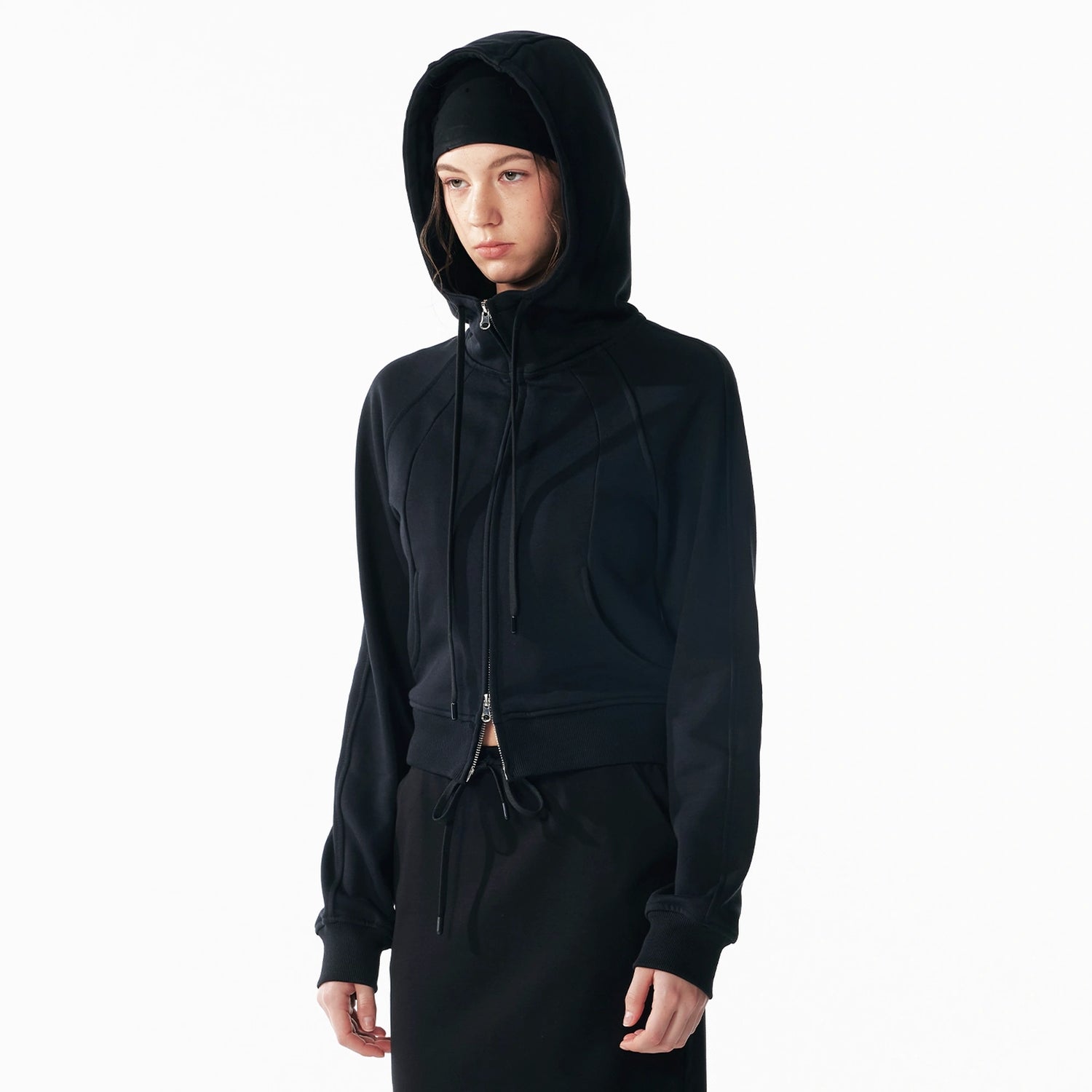 ALINNV_STUDIO_Slim_Fit_Cropped_Hooded_Zip_Up_Sweatshirt_MISSTT