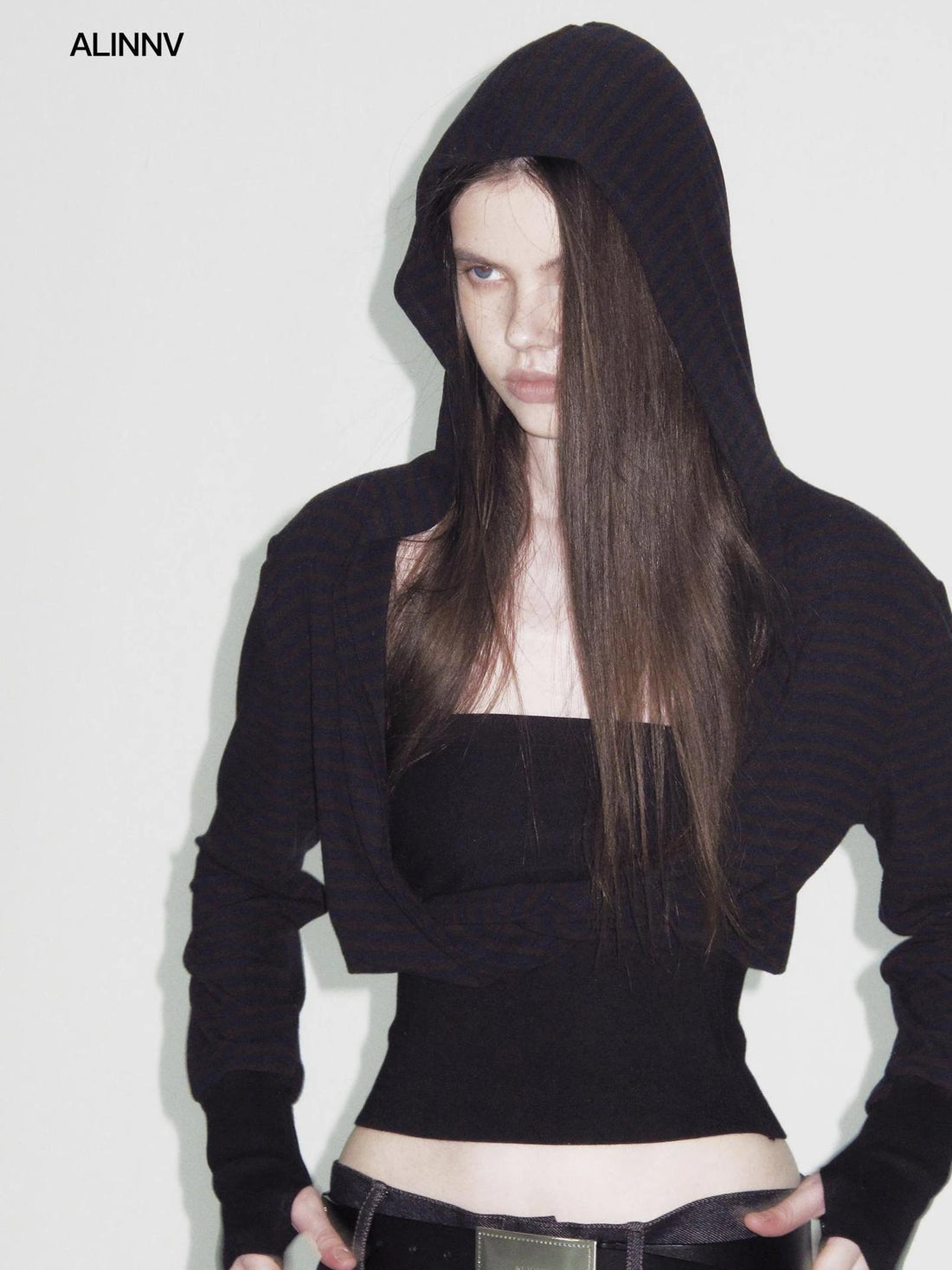 ALINNV STUDIO V-Neck Striped Ribbed Hooded Wool Sweater T-shirt