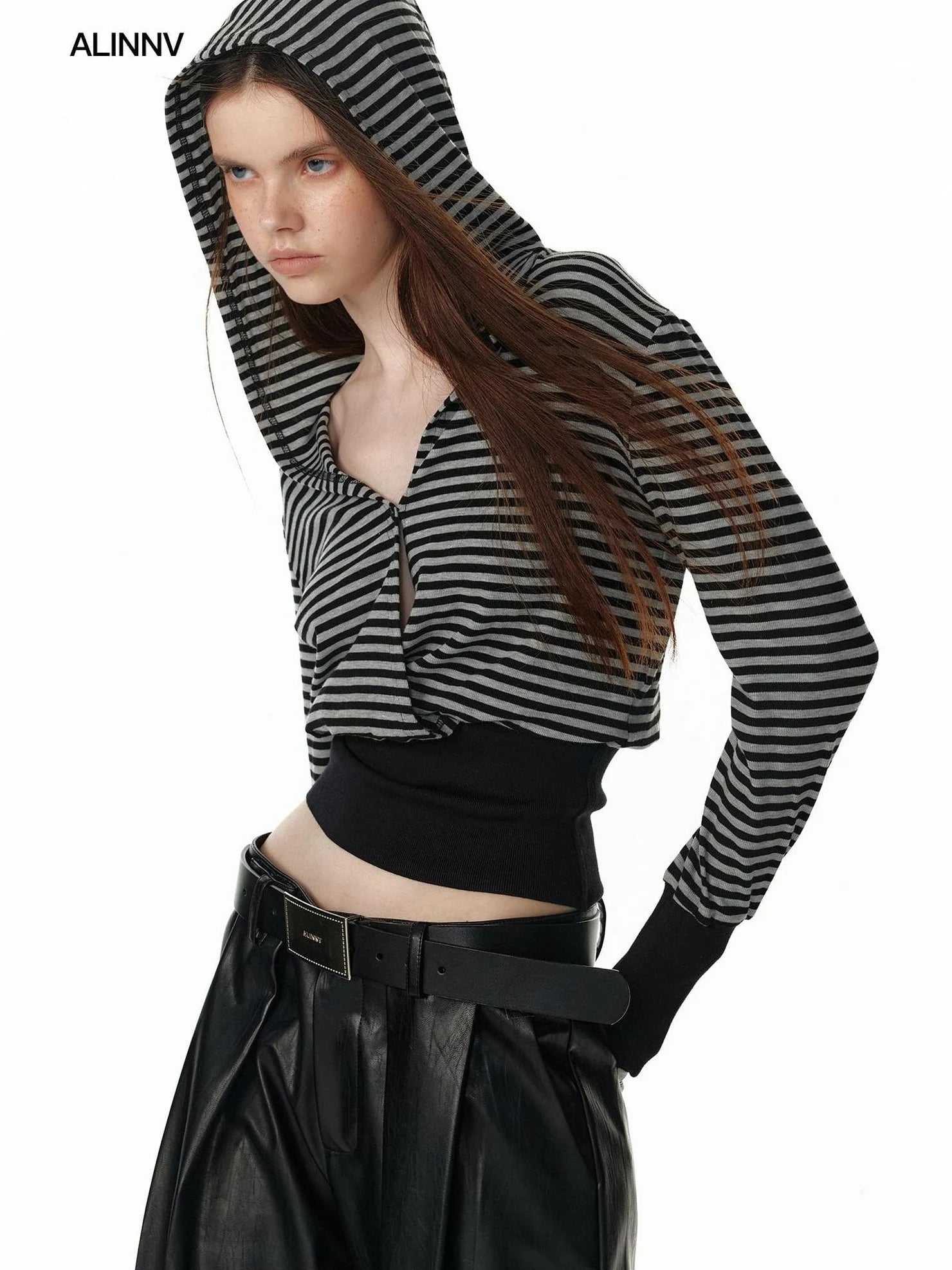 ALINNV STUDIO V-Neck Striped Ribbed Hooded Wool Sweater T-shirt