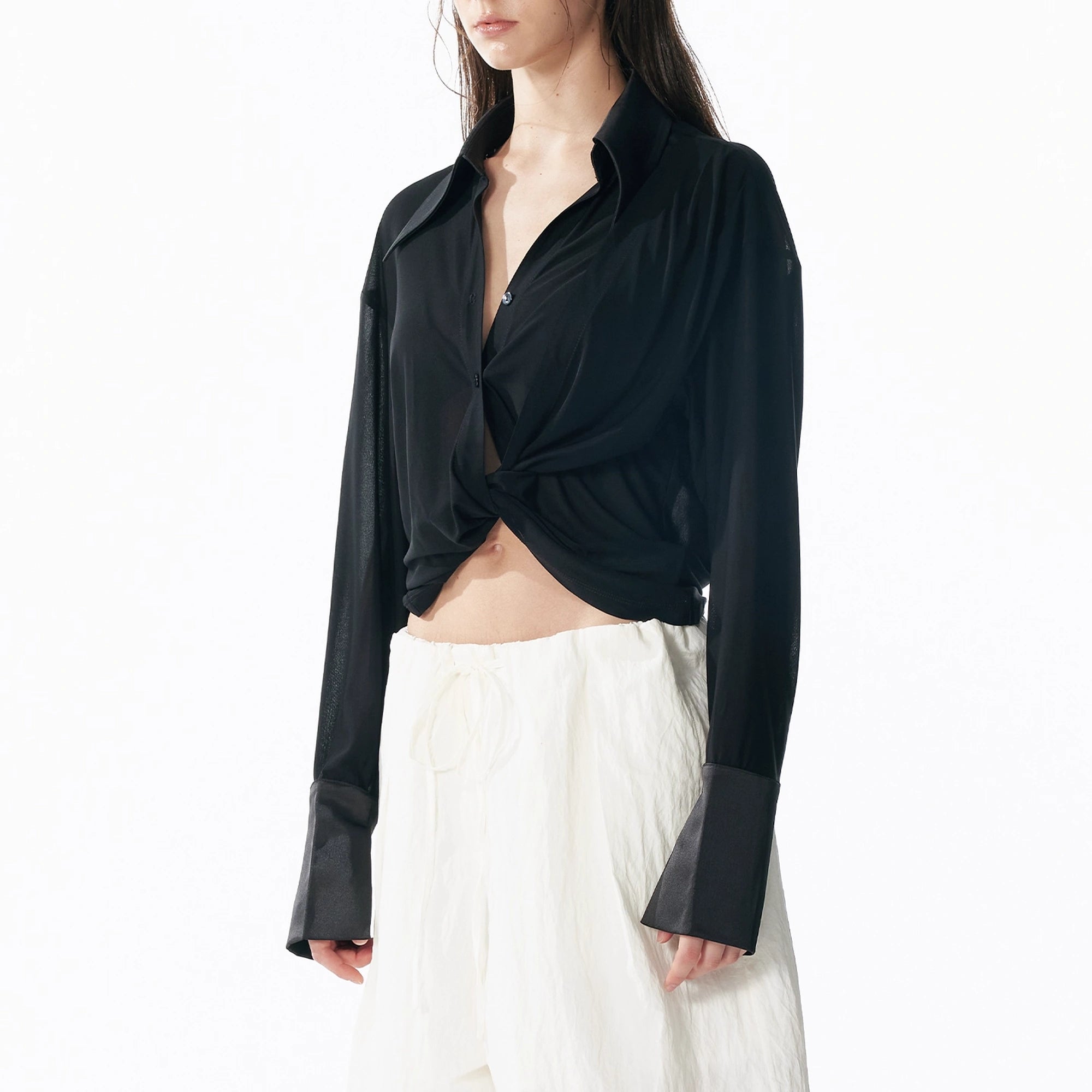 ALINNV_STUDIO_V-Neck_Twist_Detail_Blouse_With_Flowy_Sleeves_MISSTT