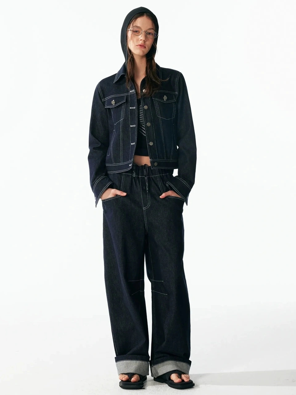 ALINNV STUDIO Vintage Washed Denim Jacket With Contrast Stitching And Plaid Cuff Jacket