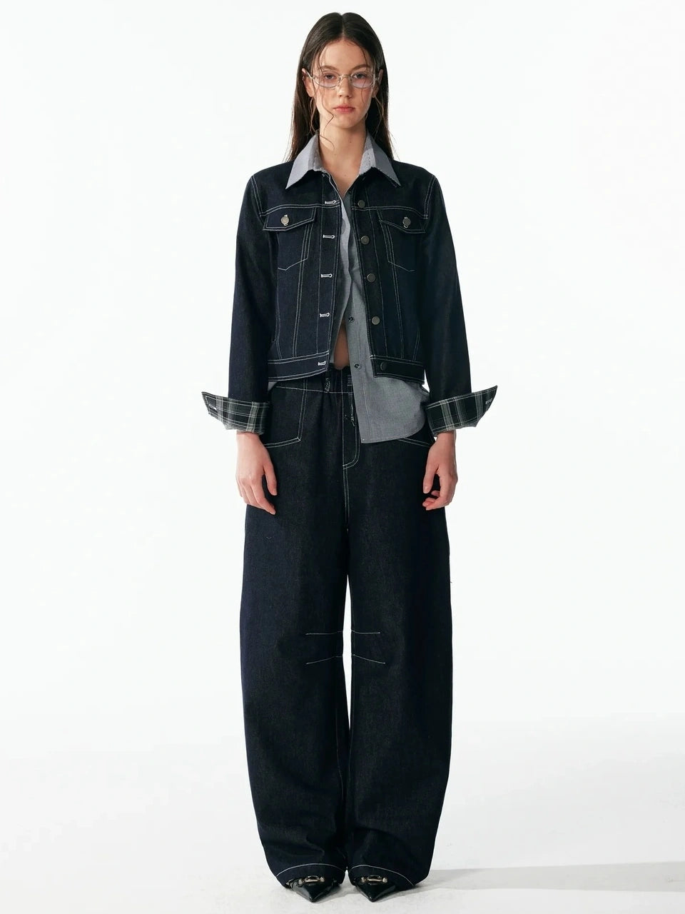 ALINNV STUDIO Vintage Washed Denim Jacket With Contrast Stitching And Plaid Cuff Jacket