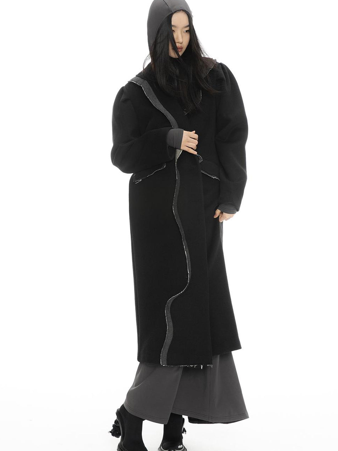 ALINNV STUDIO Wavy Trim Wool Blend Coat with Denim Details