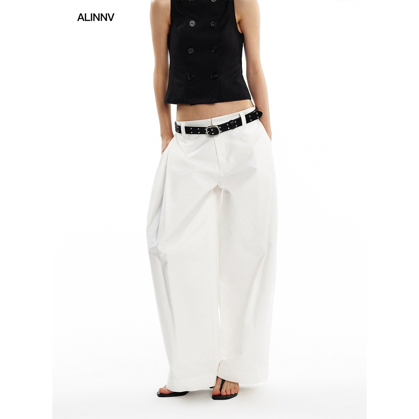 ALINNV_White_Pleated_High_Thread_Count_Curved_Hem_Women&