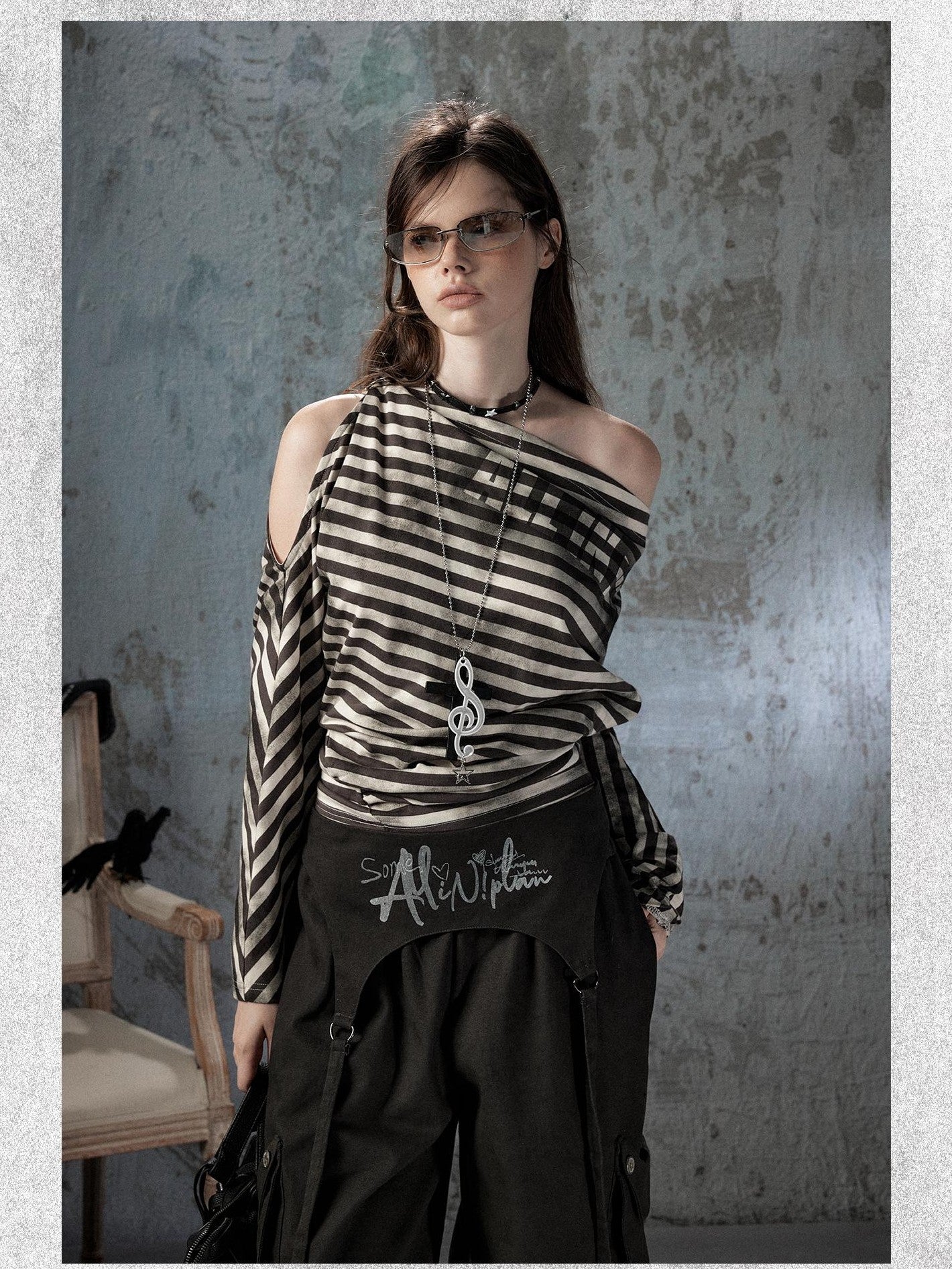 ALL iN plan Asymmetrical Striped Off Shoulder Bat Sleeve Women&