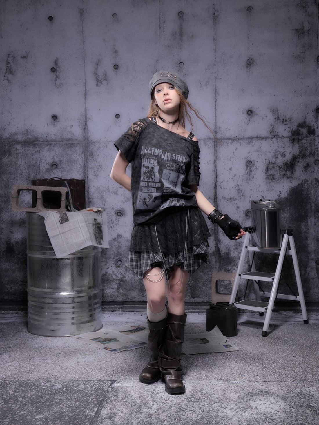 ALL iN plan Gear Bite Mesh Lace Punk Mini Skirt