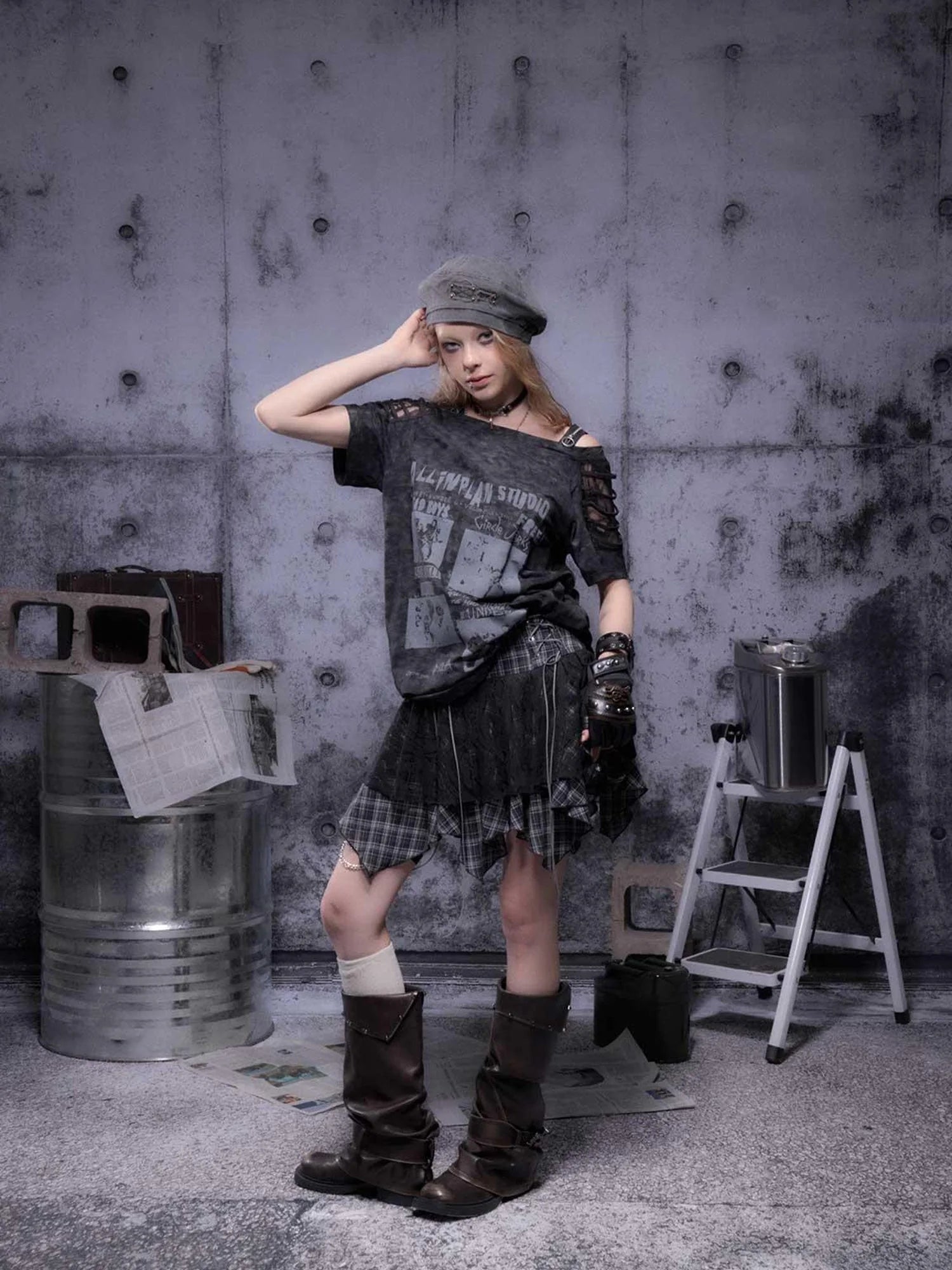 Gear Bite Mesh Lace Punk Mini Skirt