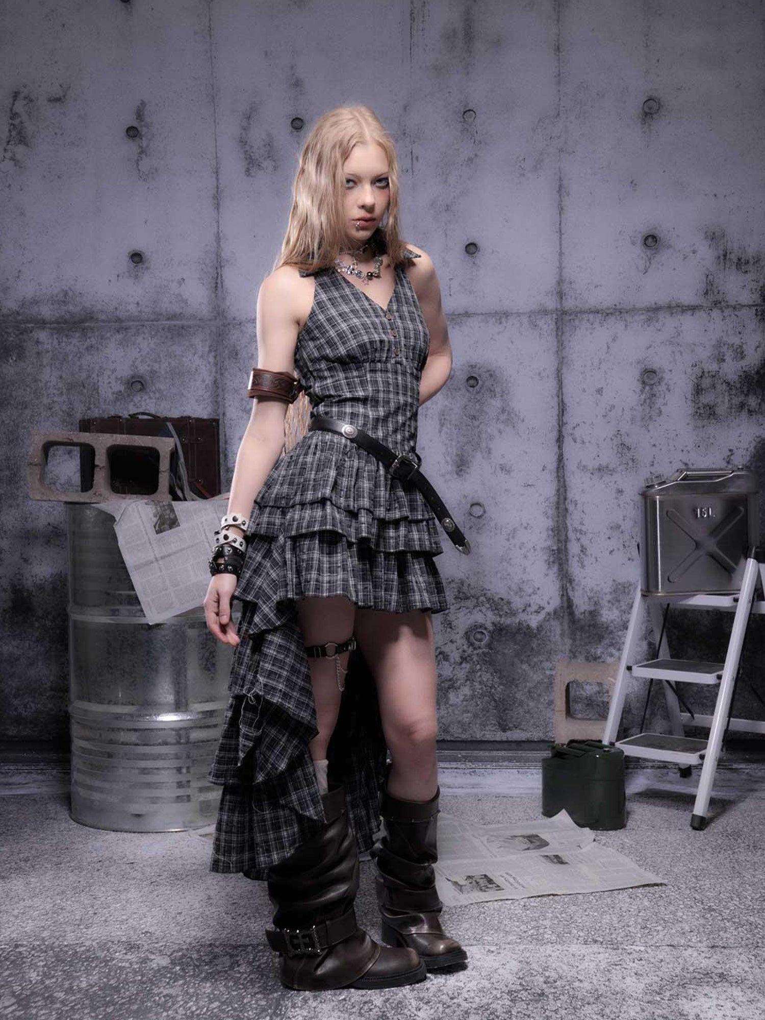 ALL iN plan Gear Marked Asymmetrical Punk Neckholder Dress