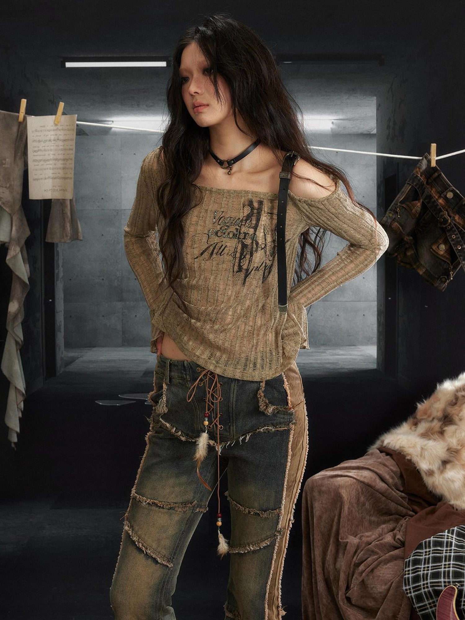 ALL iN plan Industrial Punk Micro Print Off Shoulder Top