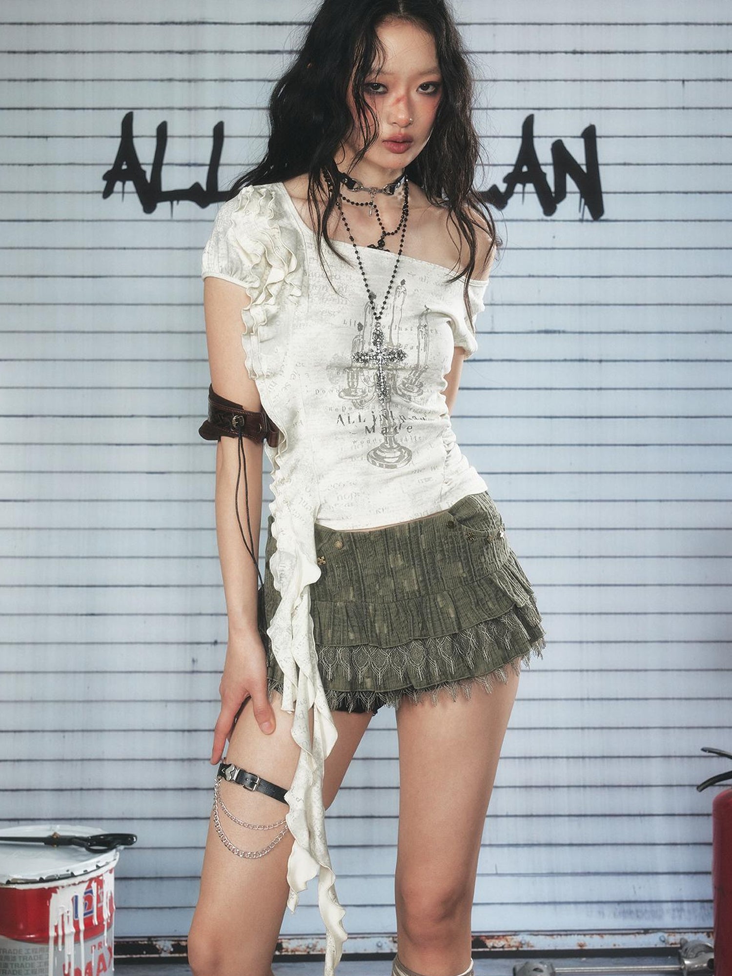 ALL iN plan Low Rise Layered Lace Short Skirt In Green