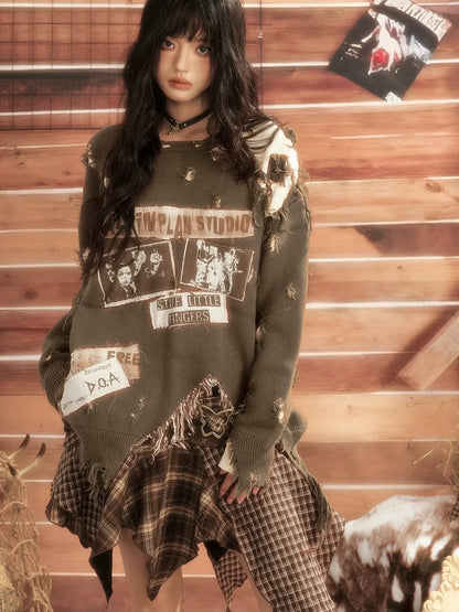 ALL iN plan Moonlight Hunter Distressed Patchwork Sweater V-neck T-shirt Long Sleeve Sweater