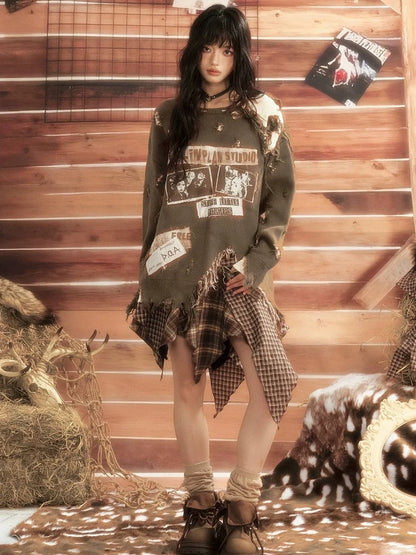 ALL iN plan Moonlight Hunter Distressed Patchwork Sweater V-neck T-shirt Long Sleeve Sweater