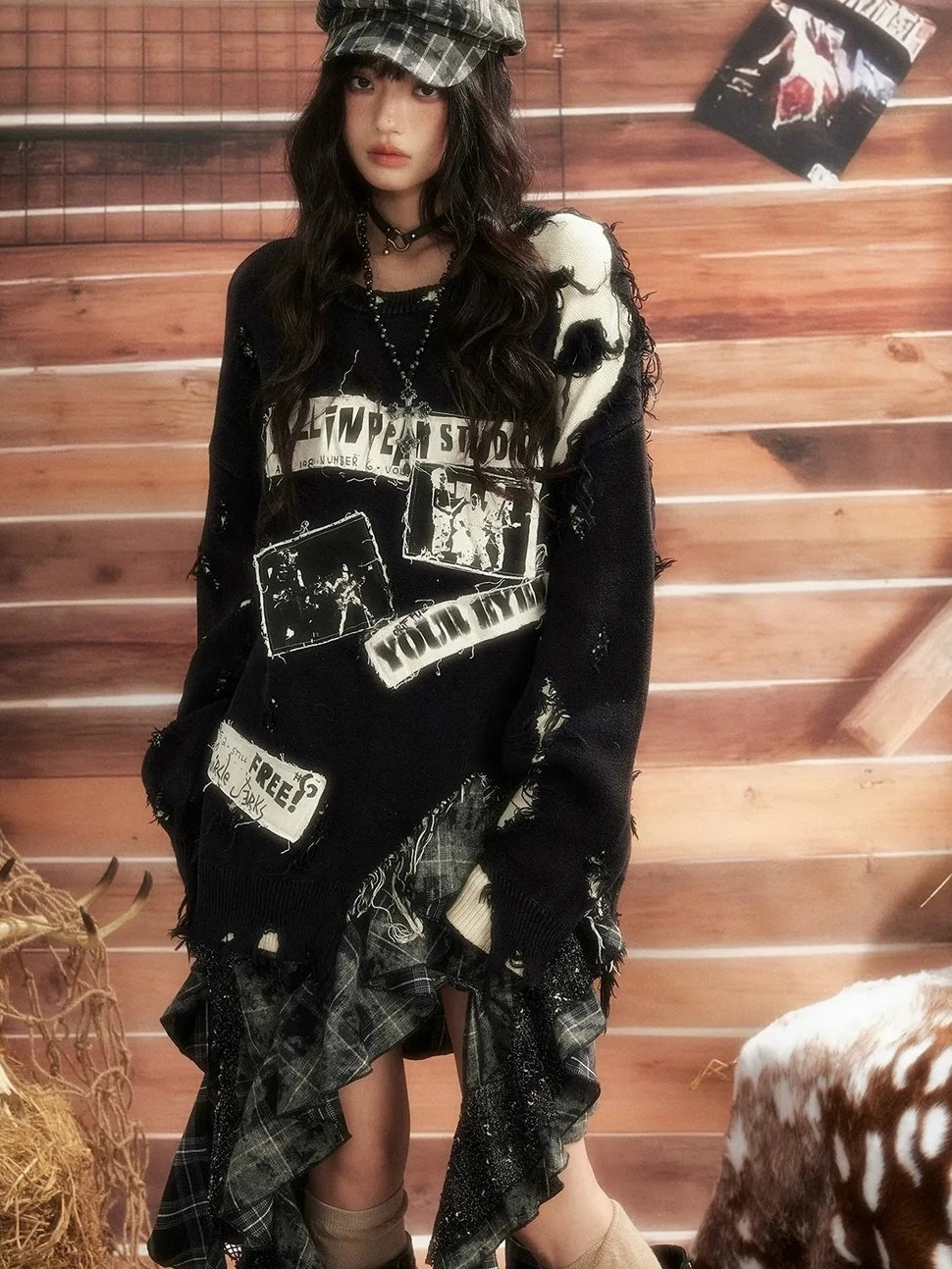 ALL iN plan Moonlight Hunter Distressed Patchwork Sweater V-neck T-shirt Long Sleeve Sweater