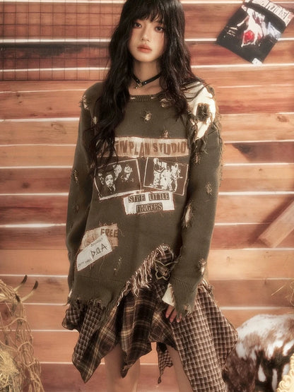 ALL iN plan Moonlight Hunter Distressed Patchwork Sweater V-neck T-shirt Long Sleeve Sweater