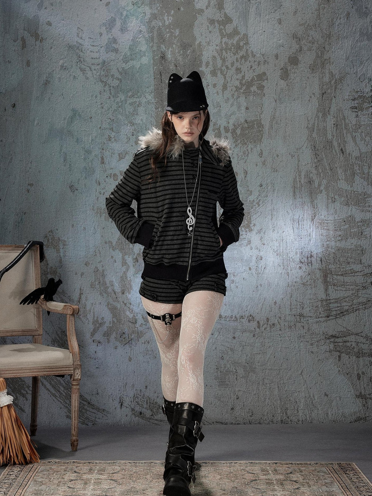 ALL iN plan Striped Faux Fur Collar Loose Fit Women&