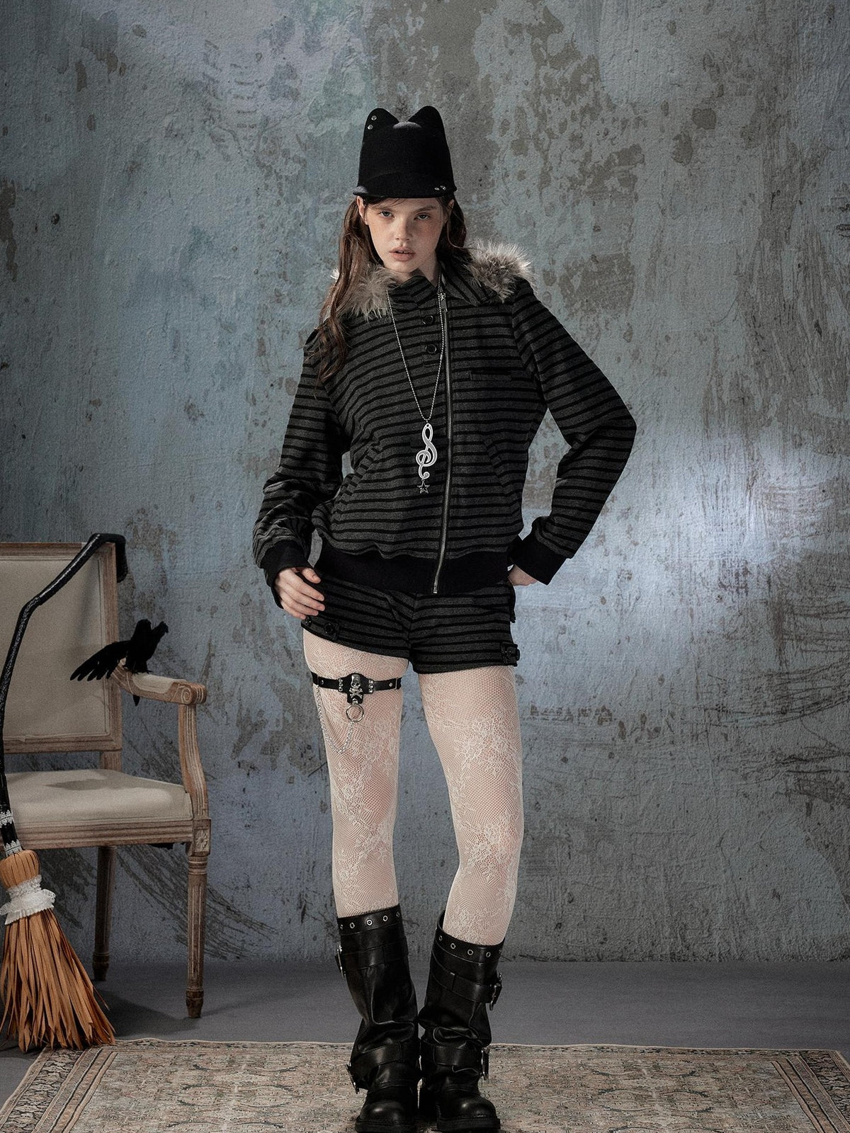 ALL iN plan Striped Faux Fur Collar Loose Fit Women&
