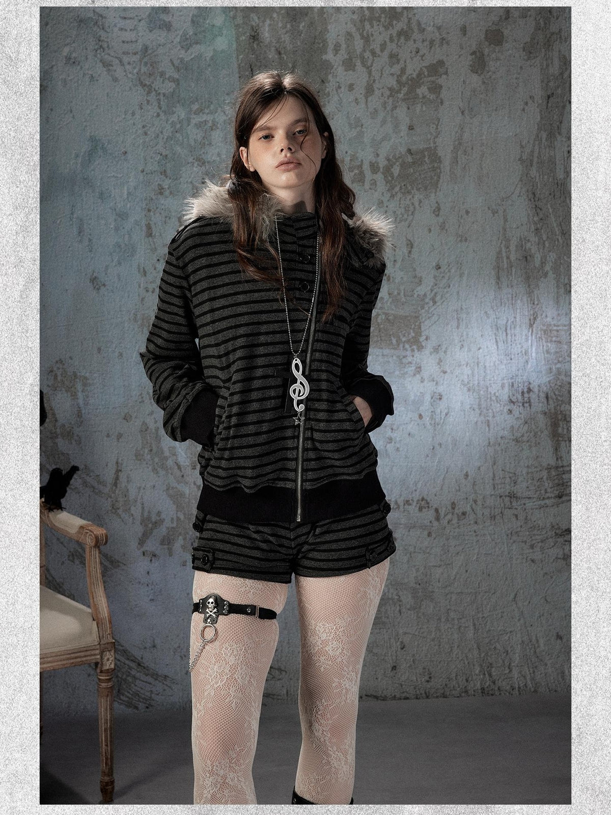 ALL iN plan Striped Faux Fur Collar Loose Fit Women&
