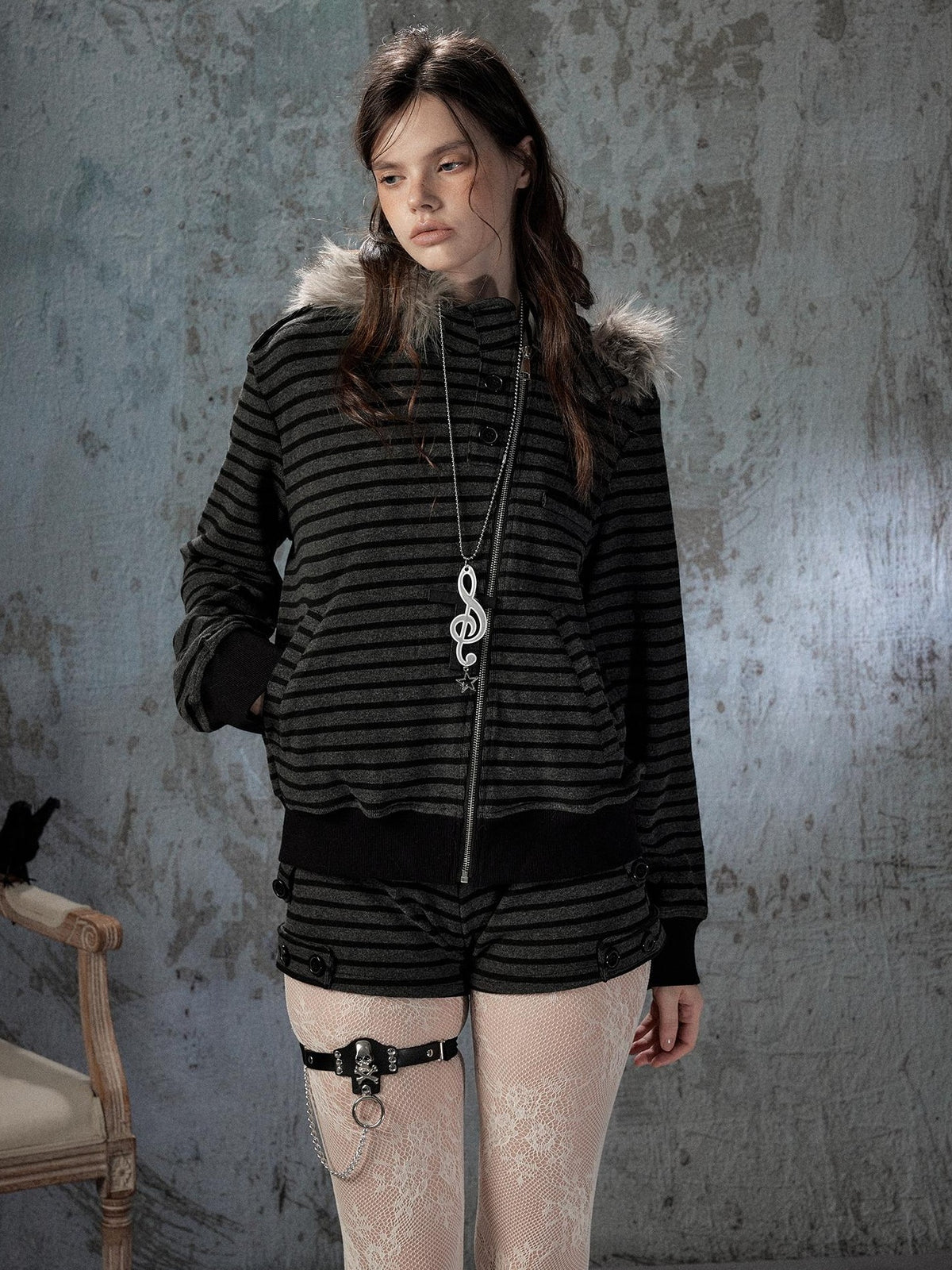 ALL iN plan Striped Faux Fur Collar Loose Fit Women&