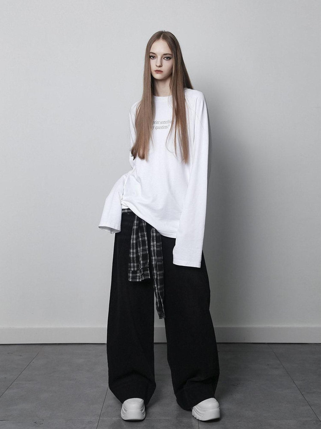 ANYQUESTION Black And White Oversized Letter Print Women&
