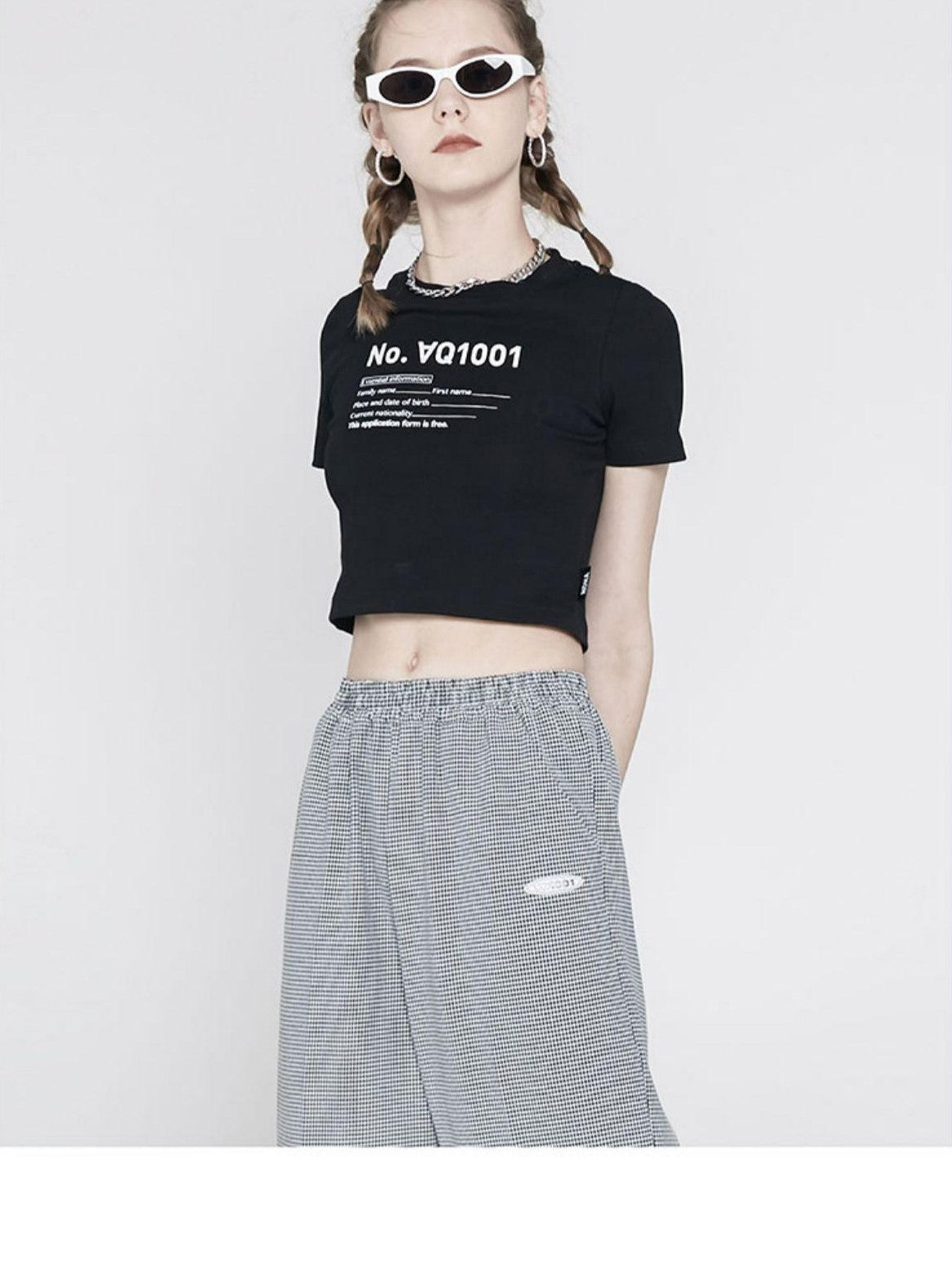 ANYQUESTION Black And White Printed Stretch Slim Fit Short Sleeve Women&
