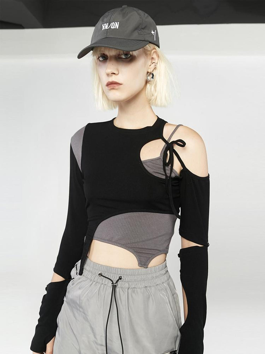 ANYQUESTION Black Gray Deconstructed Tie Detachable Slim Knit Women&