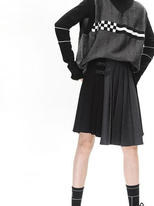ANYQUESTION Black Grey Colorblock Asymmetric Pleated Women&