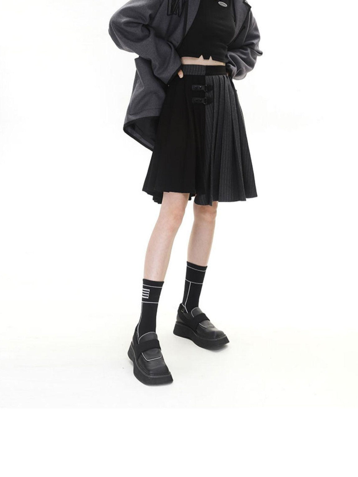 ANYQUESTION Black Grey Colorblock Asymmetric Pleated Women&