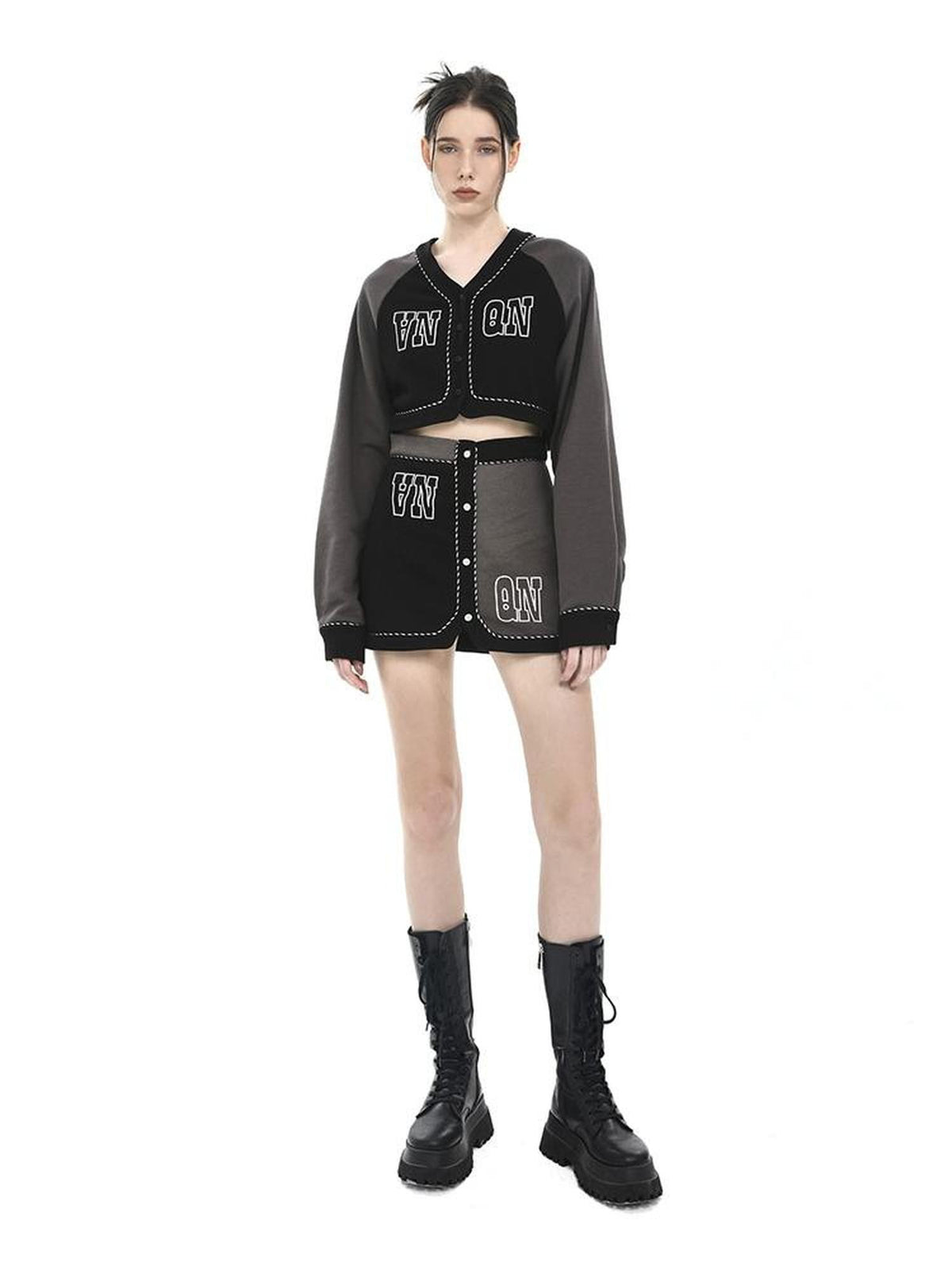 ANYQUESTION Black Grey Print V-neck Button Long Sleeve Women&