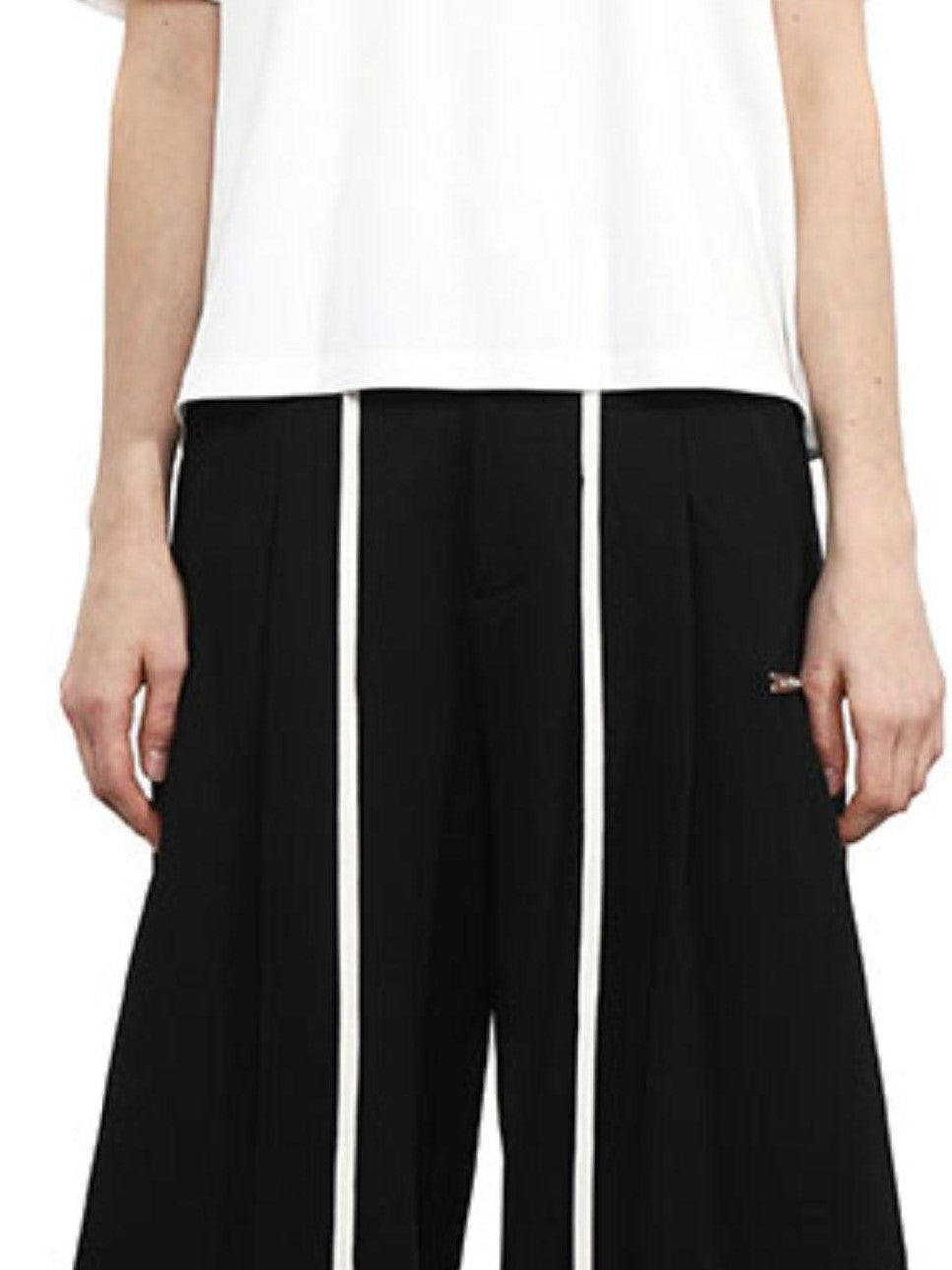 ANYQUESTION Black Letter Logo Print Street Straight Cut Women&