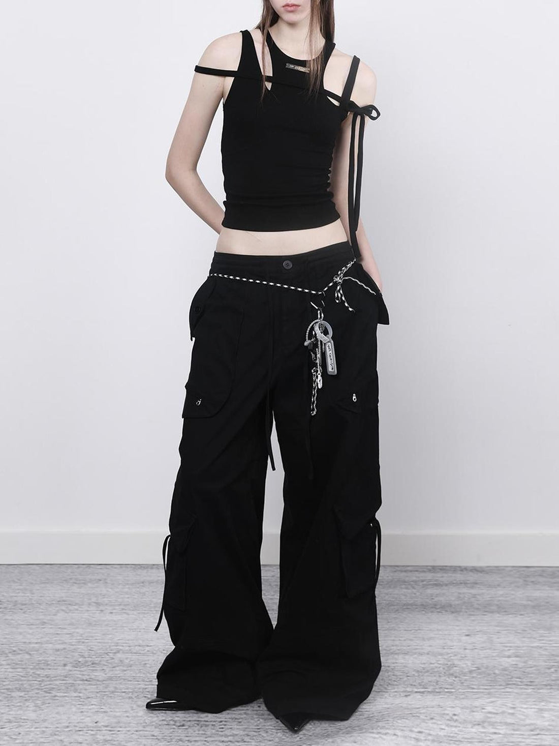 ANYQUESTION Black Low Waist Drawstring Pocket Structure Loose Women&