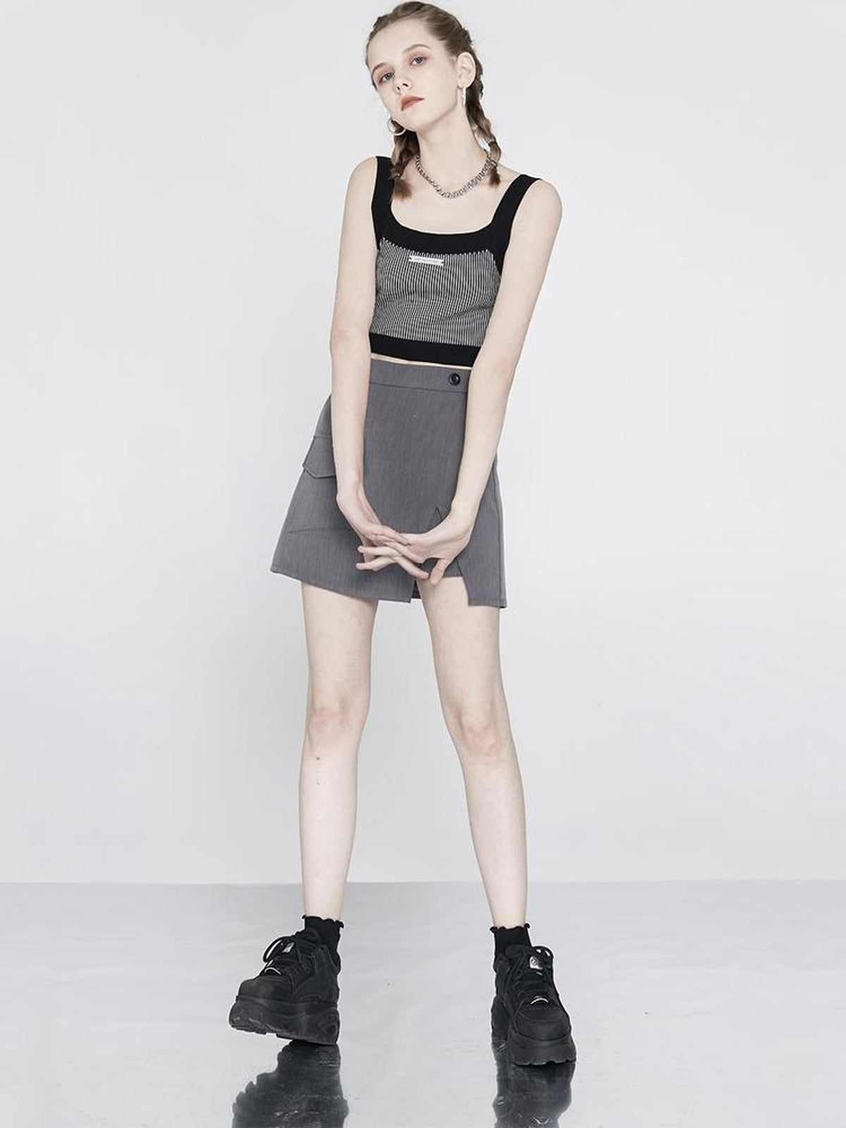 ANYQUESTION Black Striped Jacquard Square Neck Women&