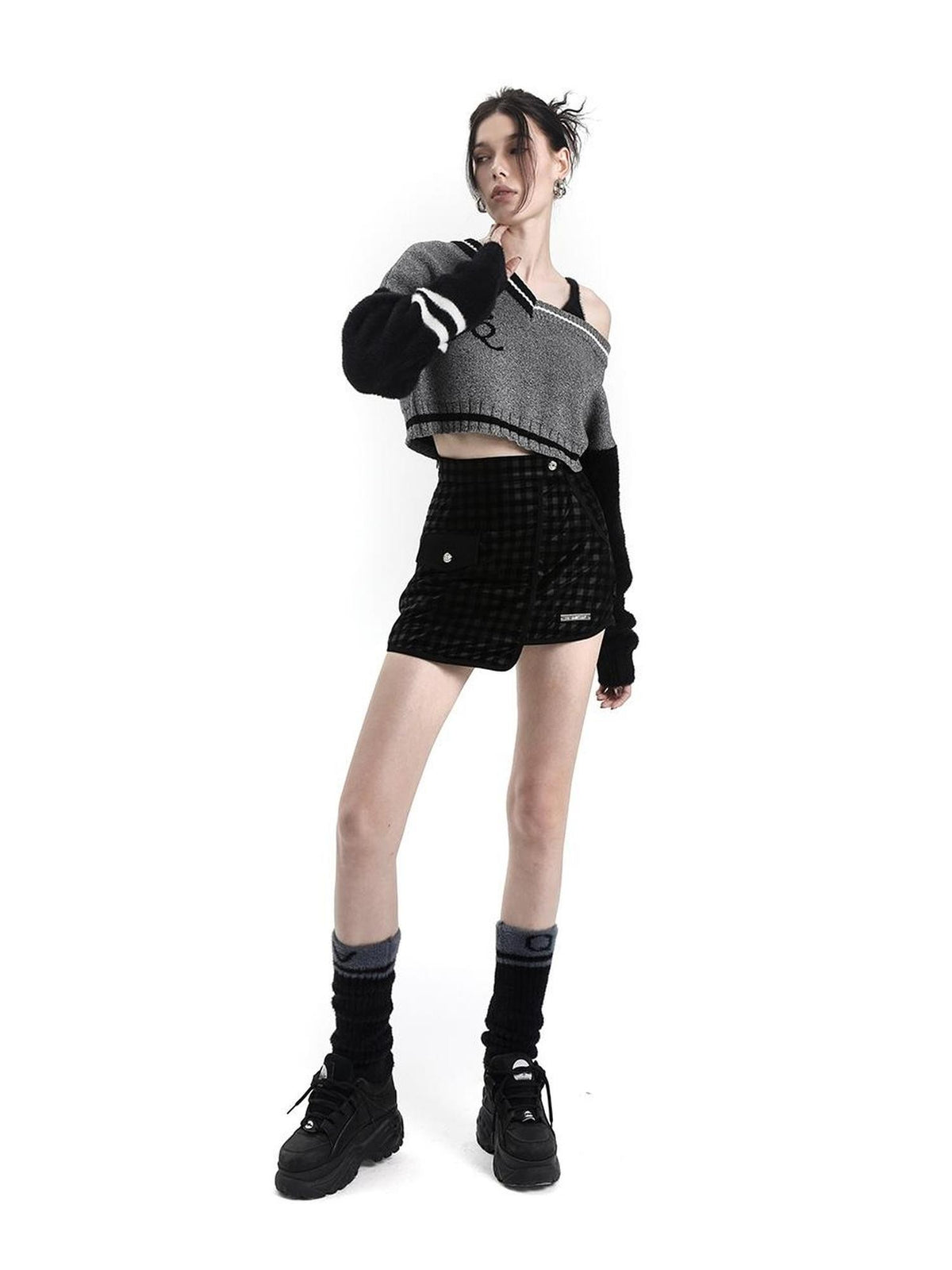 ANYQUESTION Black Subtle Check Padded Asymmetric High Waist Women&
