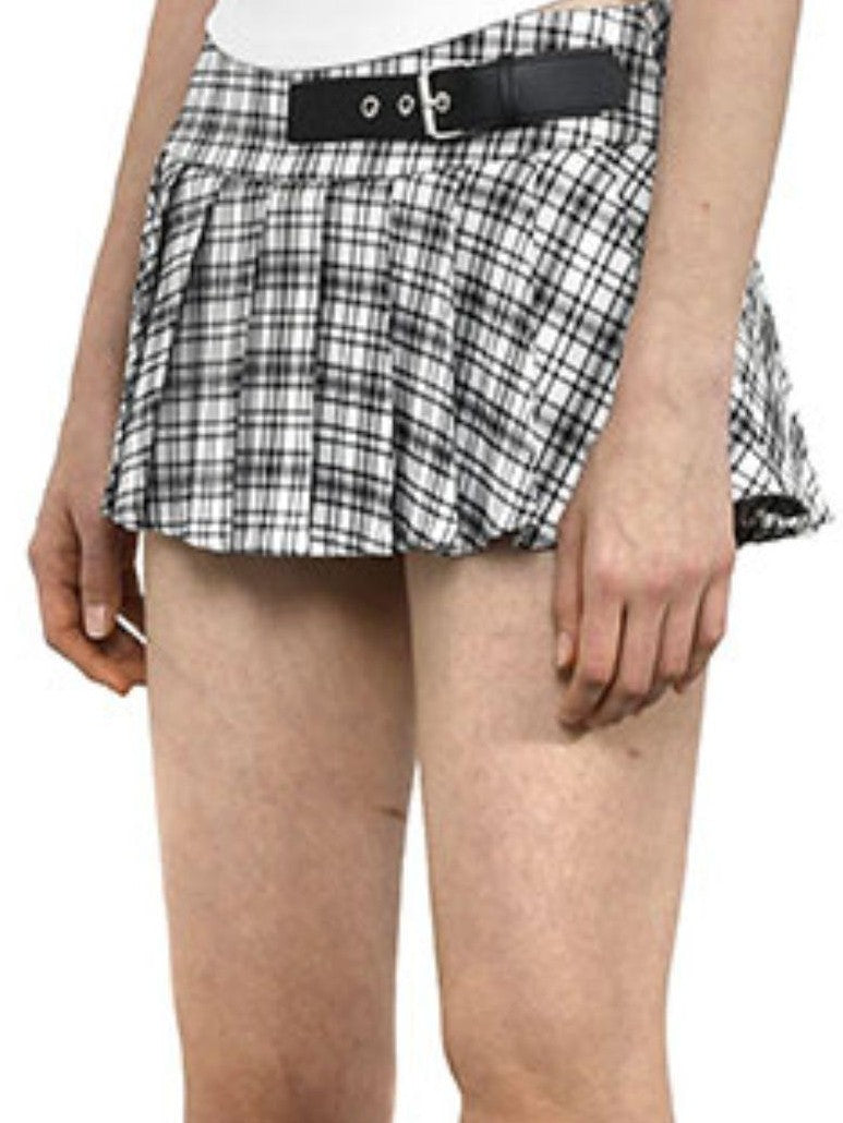 ANYQUESTION Black White Leather Buckle Low Waist Plaid Pleated Women&