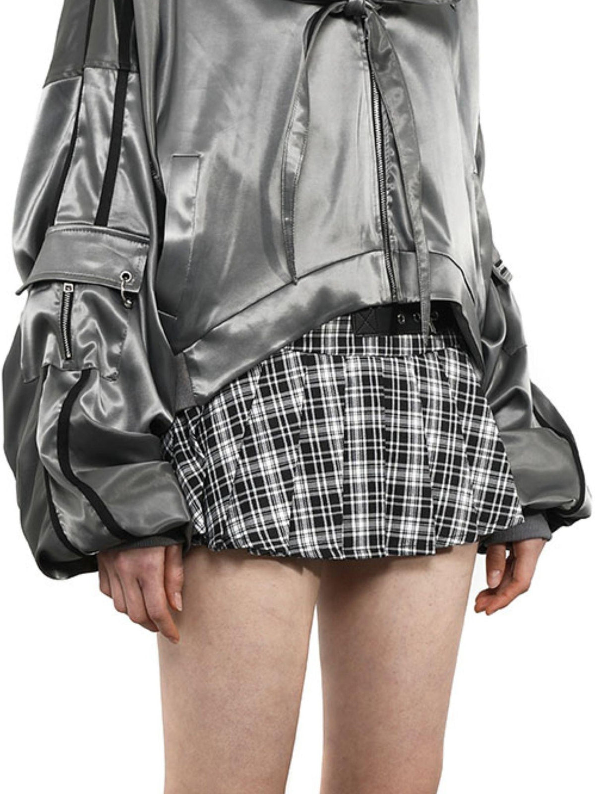 ANYQUESTION Black White Leather Buckle Low Waist Plaid Pleated Women&