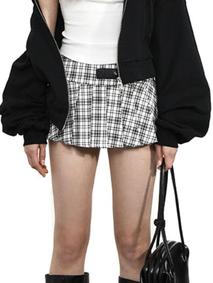 ANYQUESTION Black White Leather Buckle Low Waist Plaid Pleated Women&
