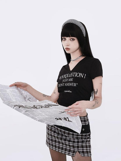 ANYQUESTION Black White Letter Print V-neck Slim Women&