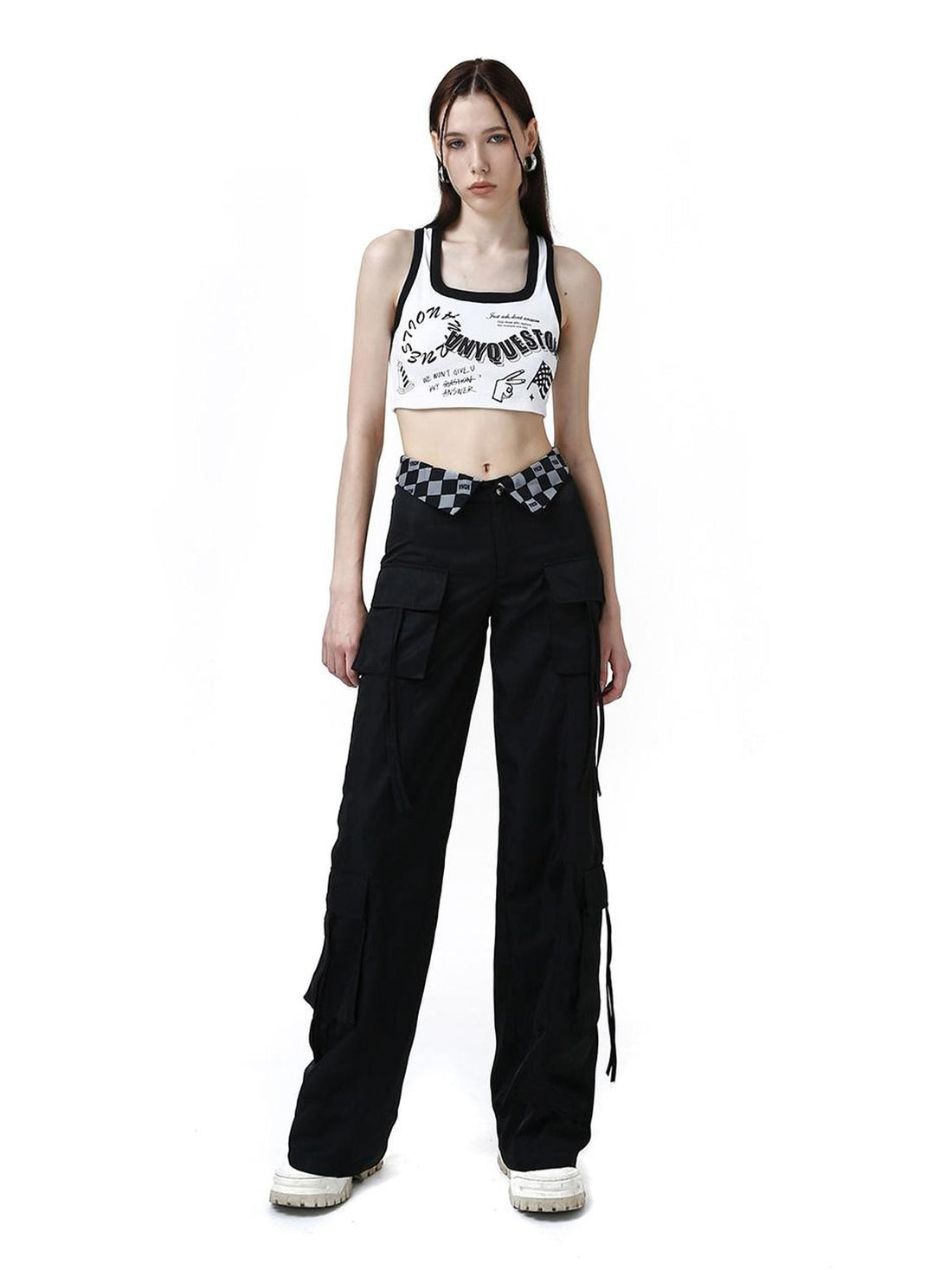 ANYQUESTION Black White Trim Allover Graffiti Letter Square Neck Women&