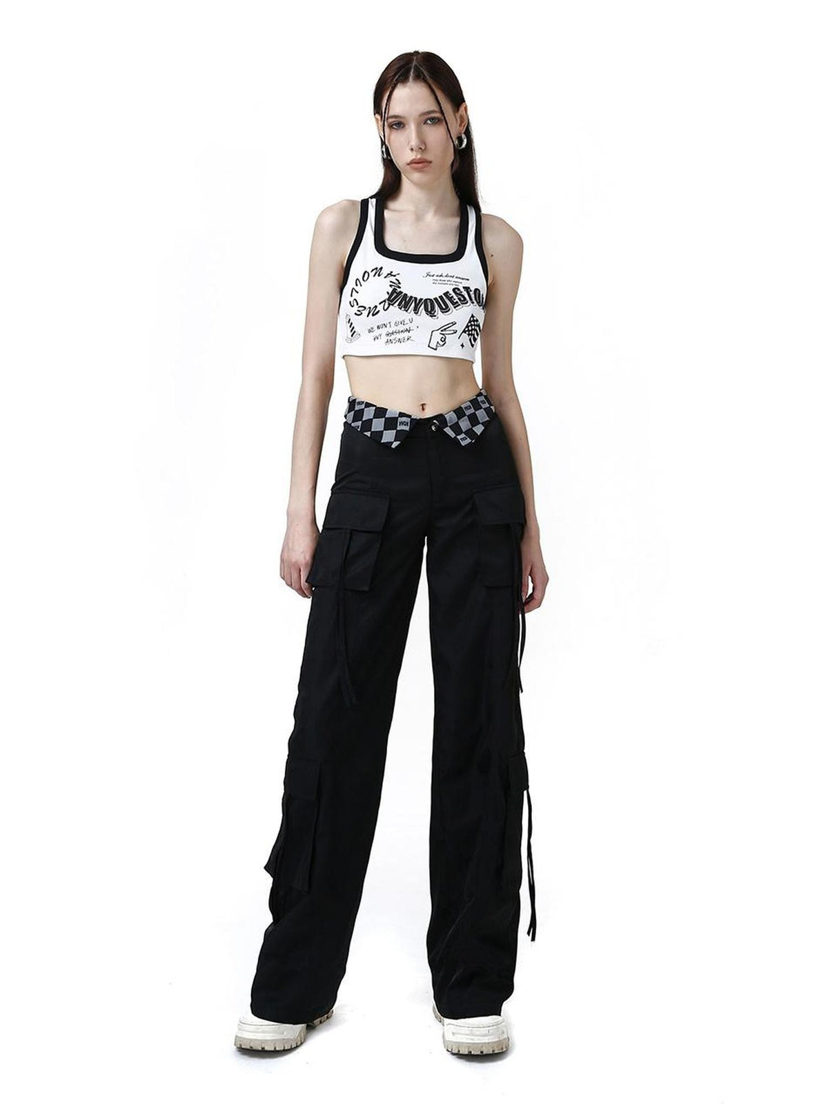ANYQUESTION Black White Trim Allover Graffiti Letter Square Neck Women&