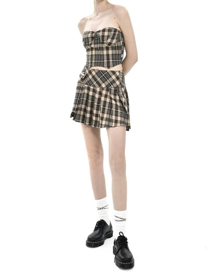 ANYQUESTION Camel Check Low Rise Asymmetric Pleated Women&