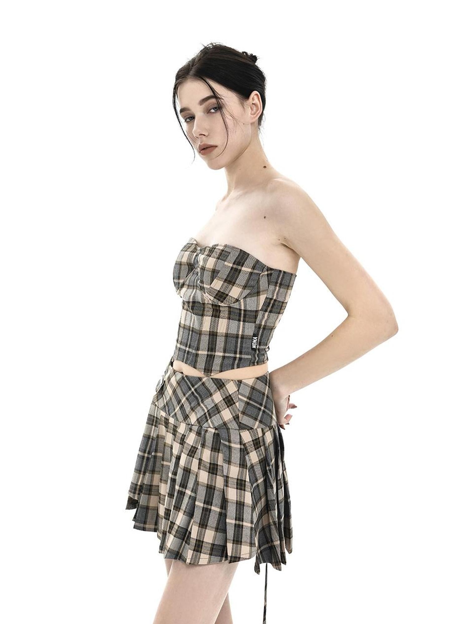 ANYQUESTION Camel Check Low Rise Asymmetric Pleated Women&