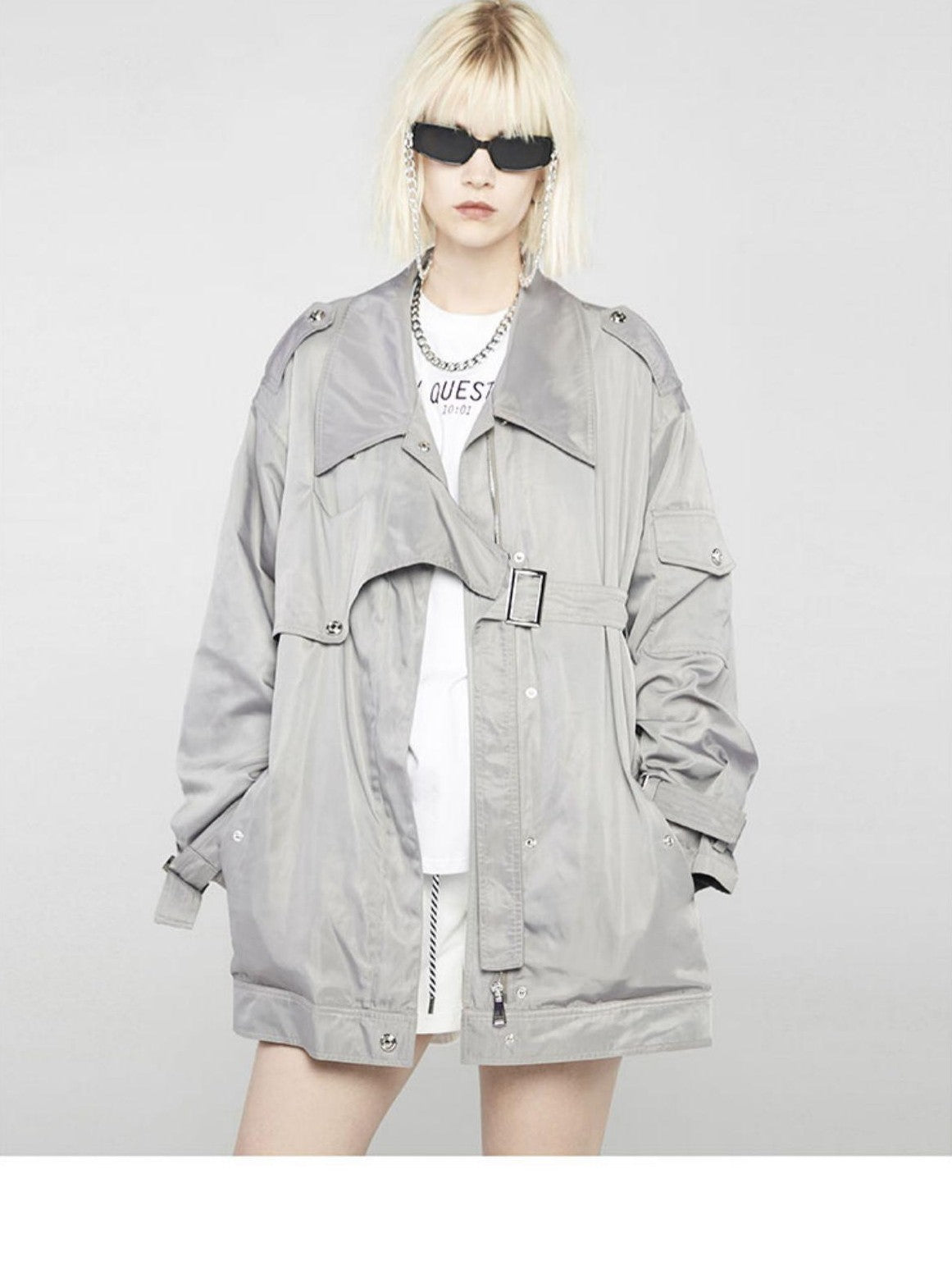 ANYQUESTION Gray Deconstructed Utility Patchwork Midlength Street Women&