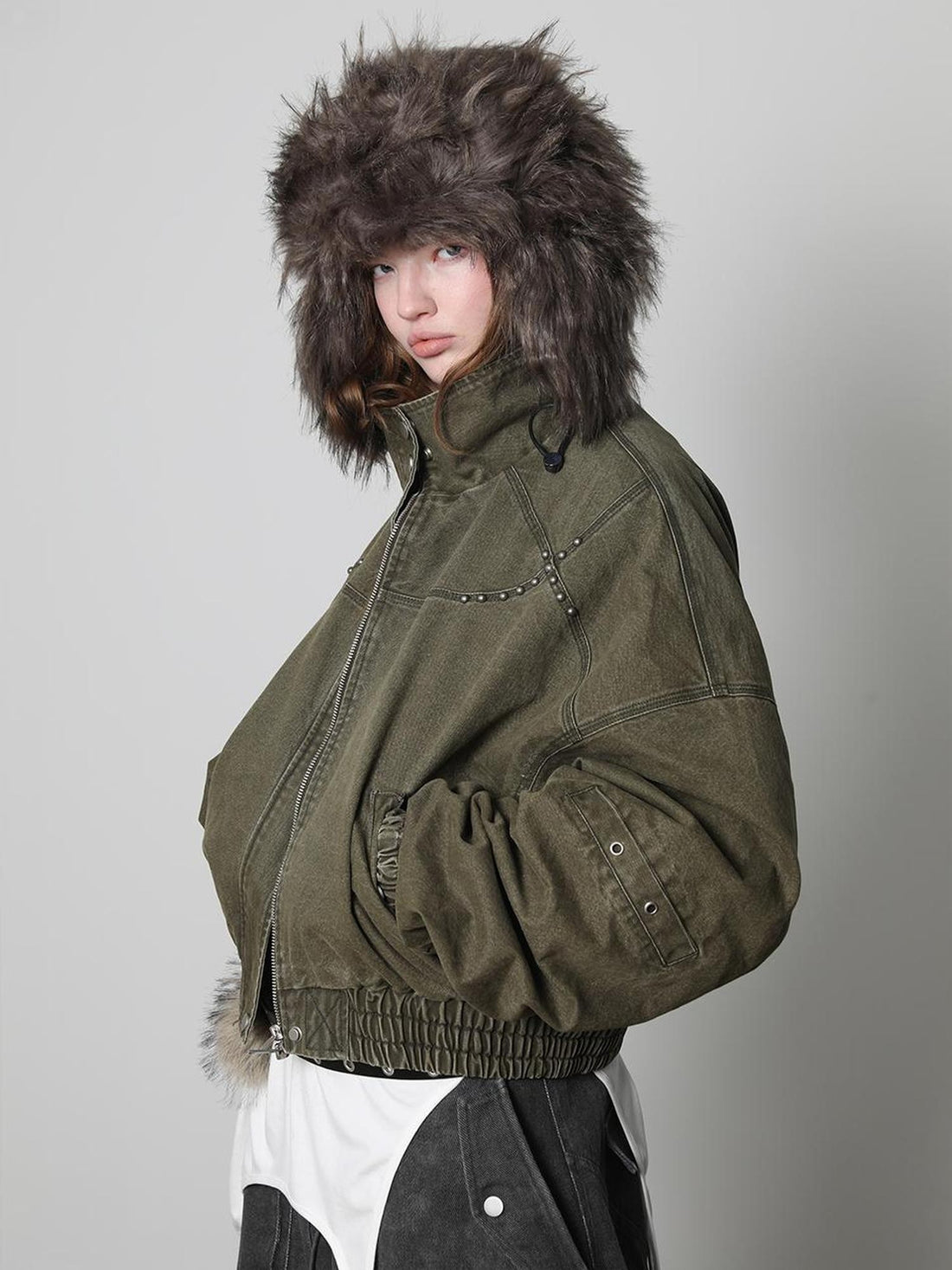 ANYQUESTION Washed Distressed Studded Stand Collar Zip Cotton Women&
