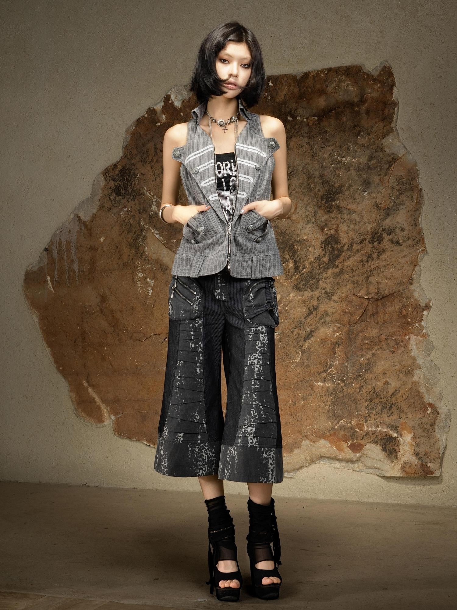 ARIADNAw Dark Punk Printed Pockets Button Low Waist Micro Flare Women&