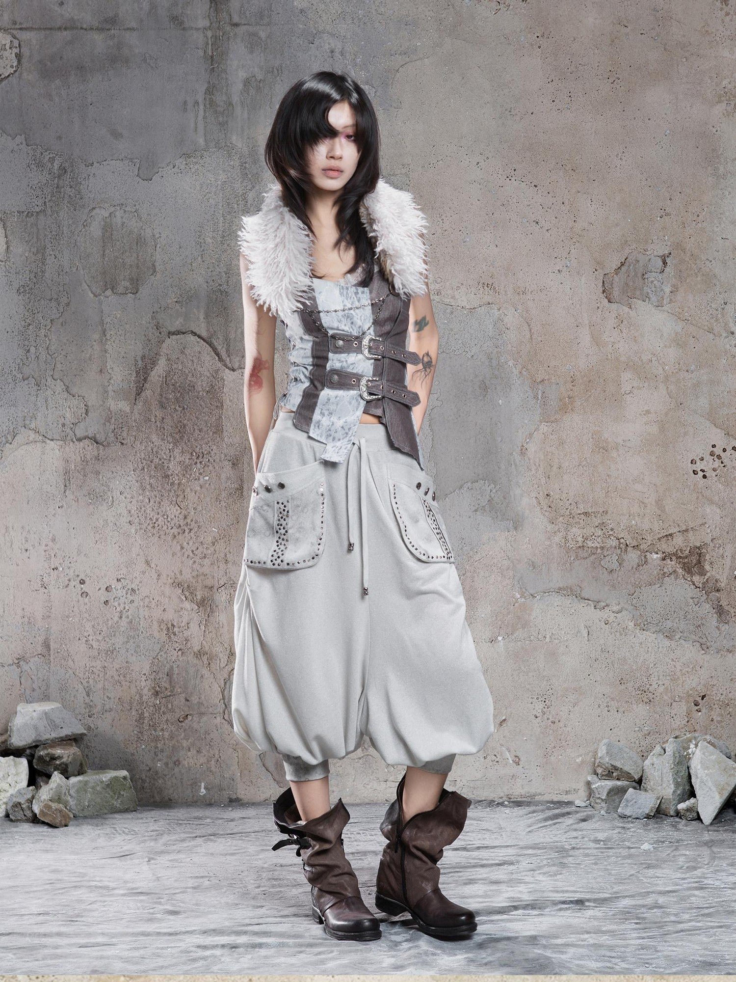 ARIADNAw Light Gray Retro Punk Drop Crotch Big Pocket Rhinestone Women&