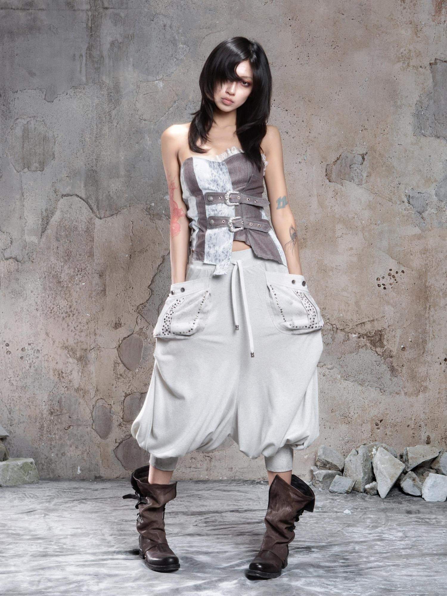 ARIADNAw Light Gray Retro Punk Drop Crotch Big Pocket Rhinestone Women&