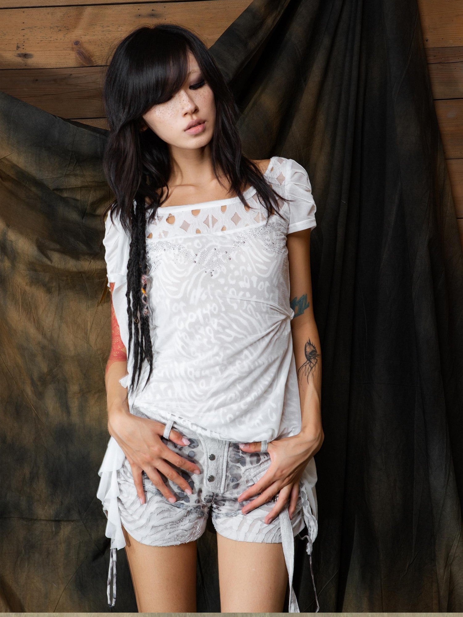ARIADNAw Rhinestone Patchwork Punk Loose 3D Tailored Womens Black Short Sleeve T-Shirts