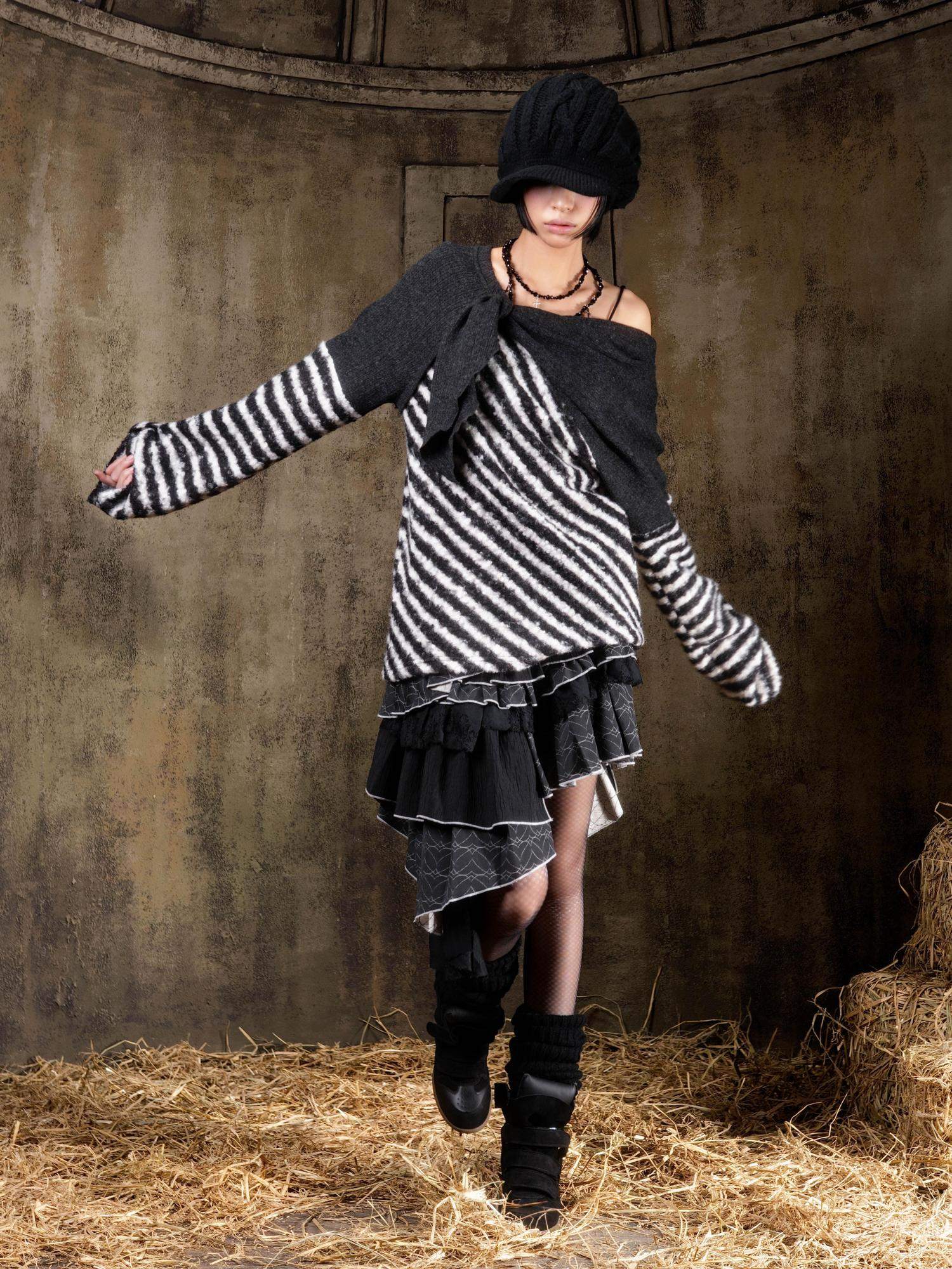 ARIADNAw Soft Loose Fit Punk Contrast Striped Long Sleeve Women Casual Pullover Blouse