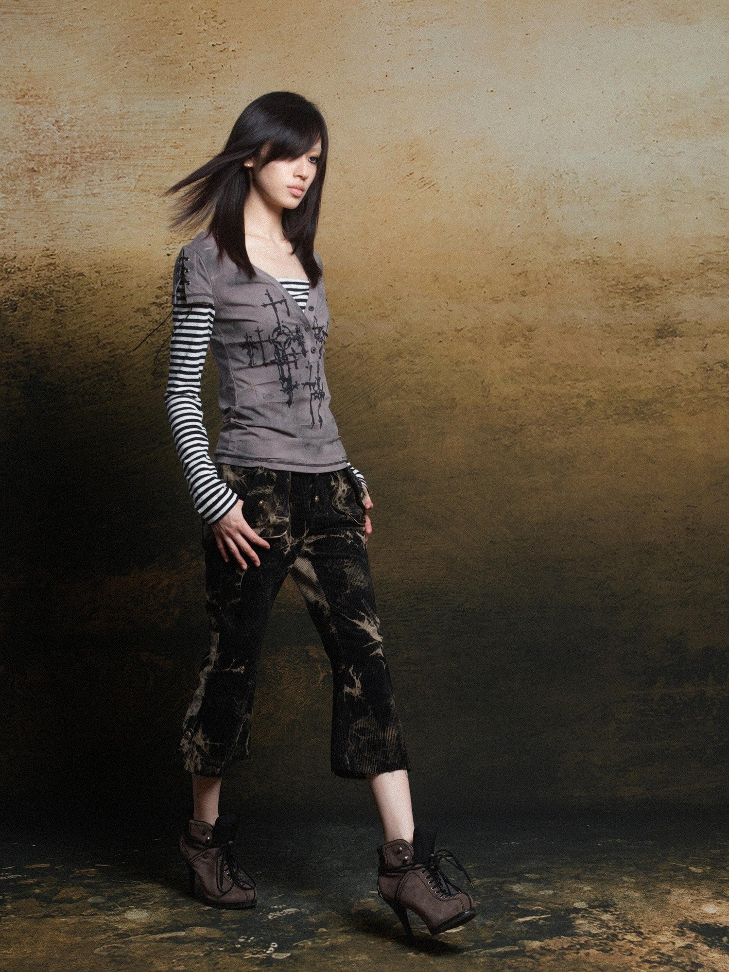 ARIADNAw Totem Cross Print Faux Layered Punk Women&