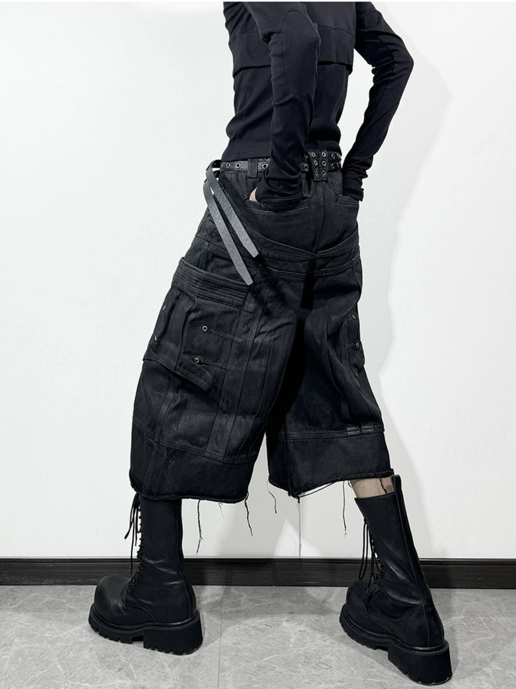 ATAnothingness Liquid Metal Black Cotton Loose Cargo Mid Rise Zipper Urban Casual Denim Shorts