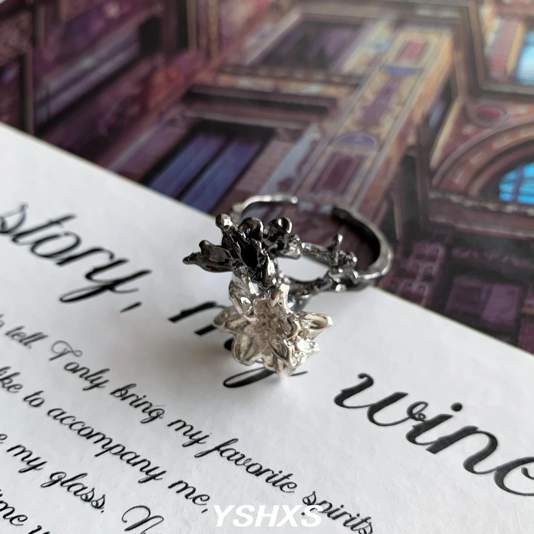 Accessories Adjustable Black White Flower Ring